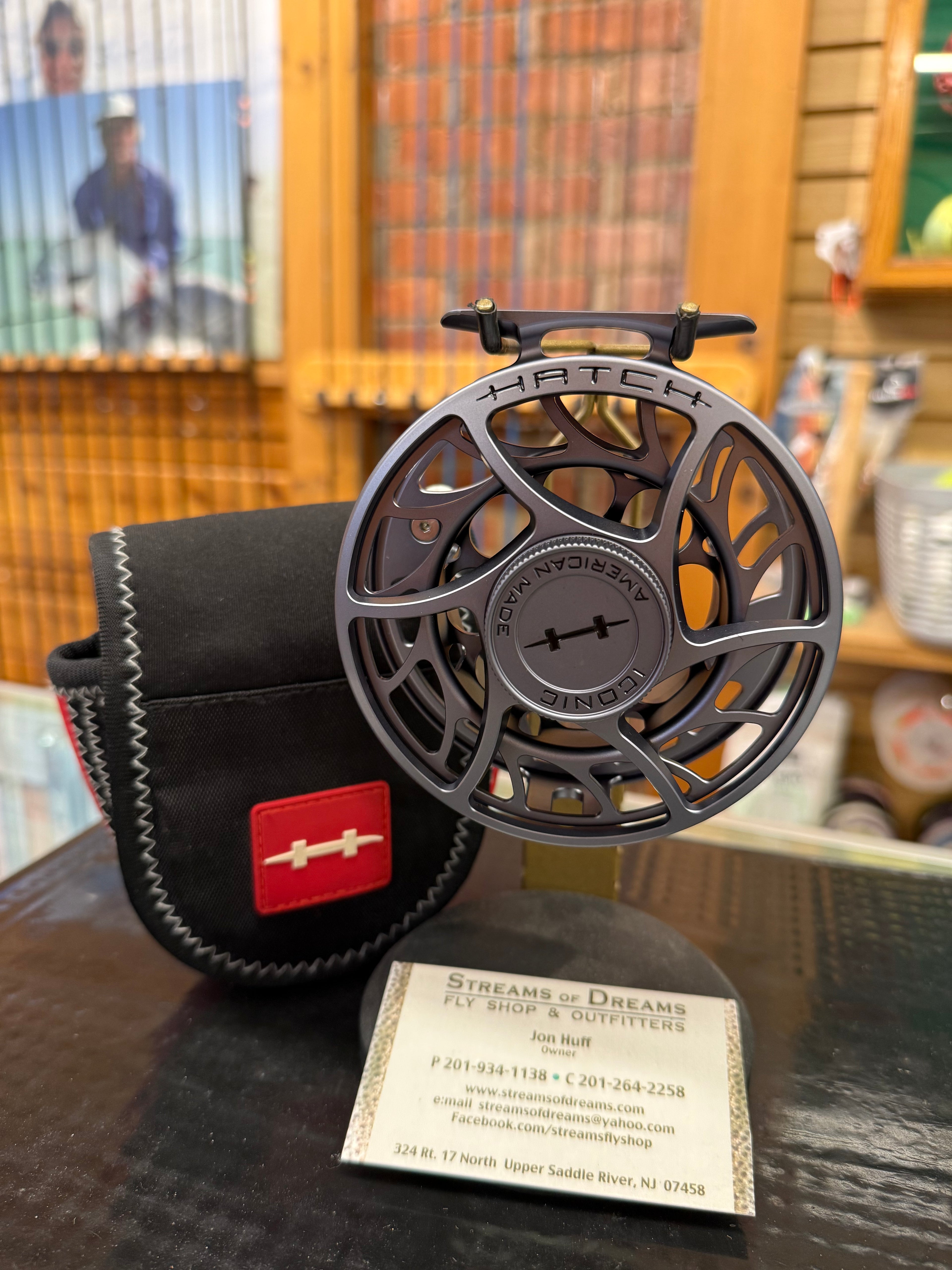 Hatch Iconic 7+ Grey/Black LARGE Arbor TRADE IN 20% OFF !MINT!