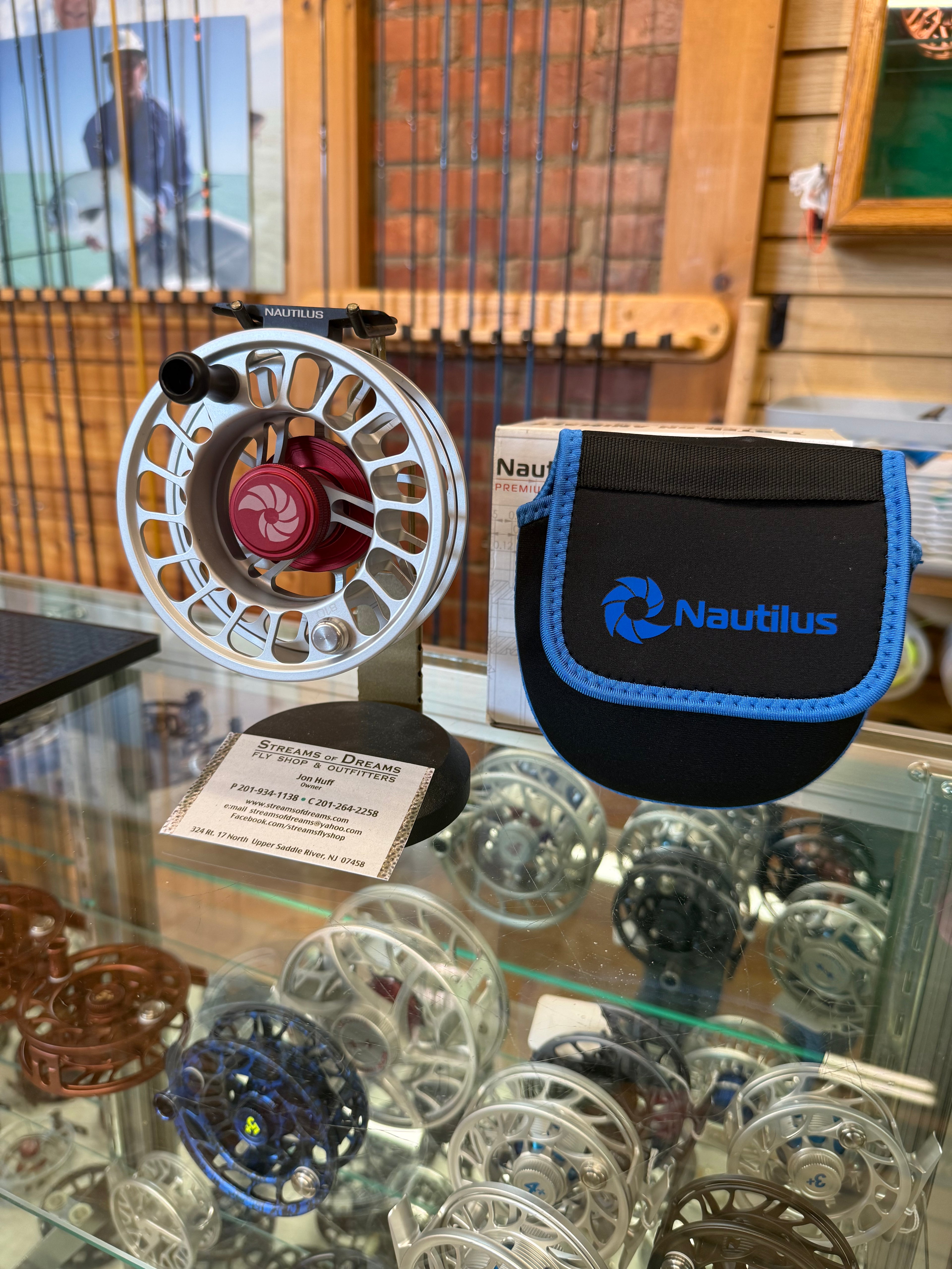 🔥Nautilus CCF-X2 8/10 Silver Traded in 20% OFF !BRAND NEW CONDITION! fly reel