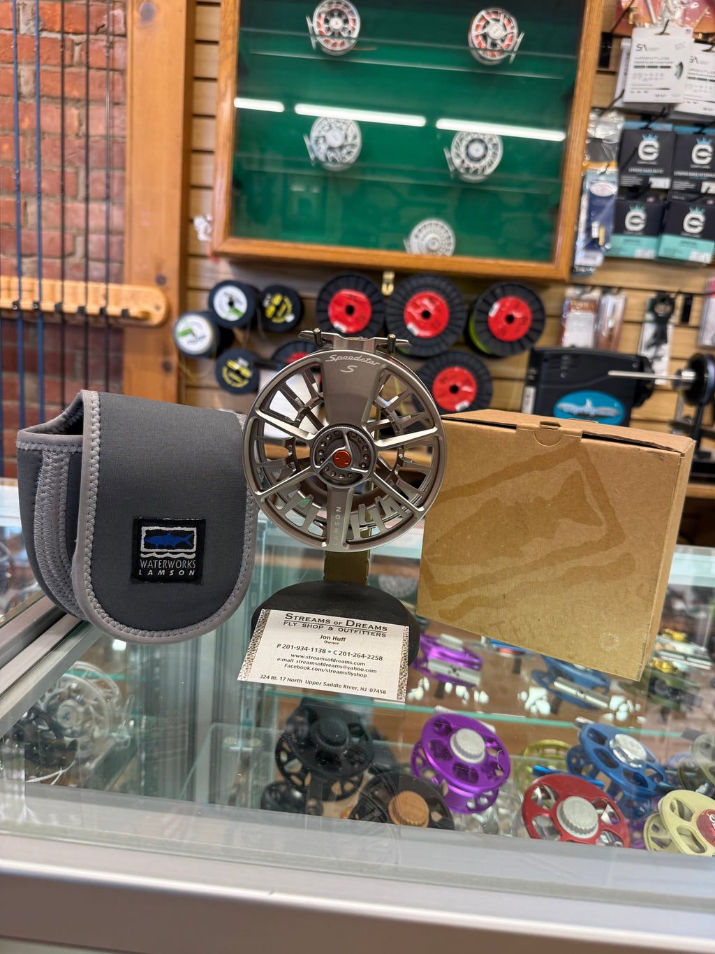Lamson Speedster S-Series -9+ Ember fly reel !MINT CONDITION NEVER USED!