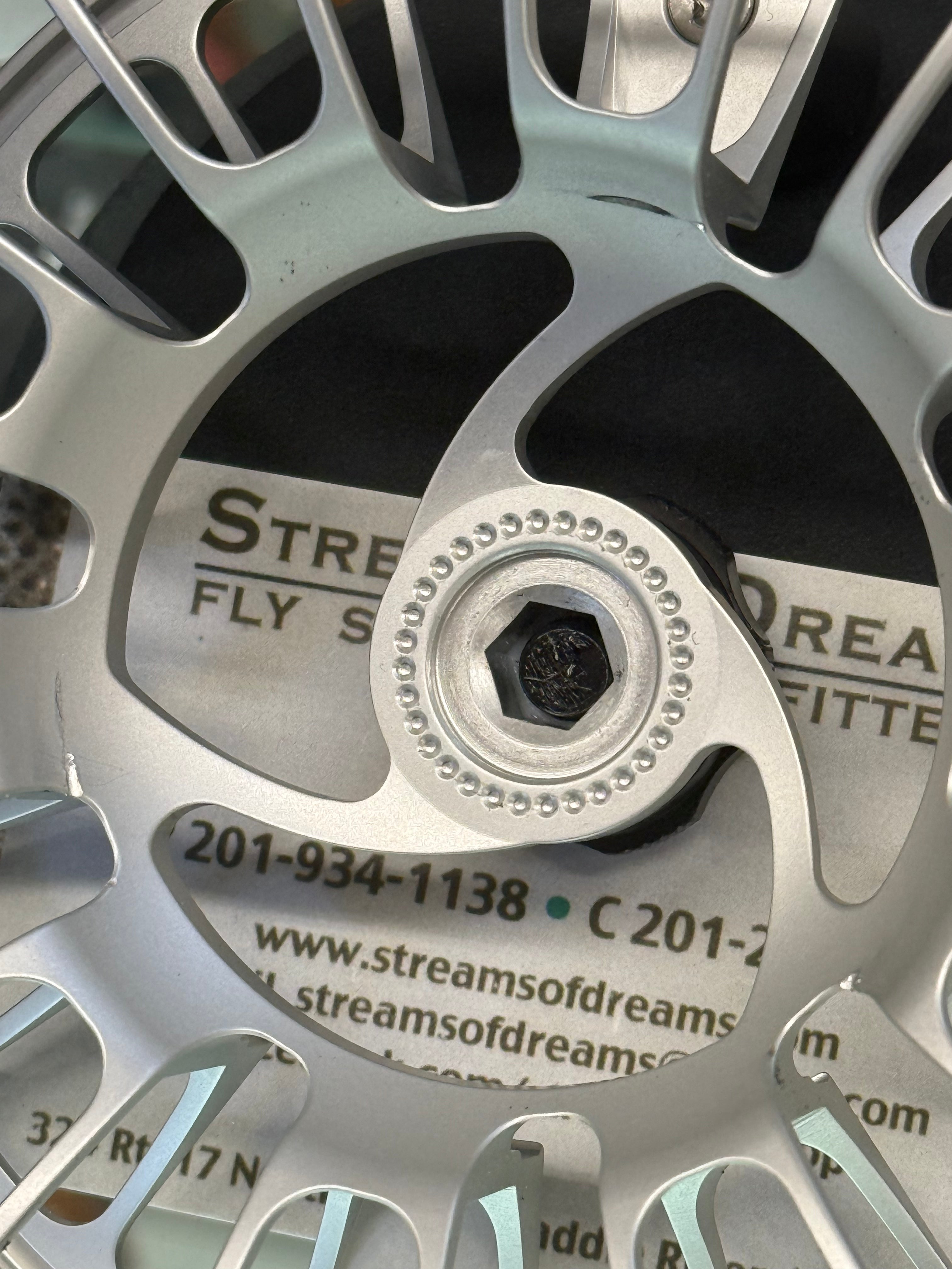 Nautilus GTR Silver 20% OFF (Scratches on Inner spool)