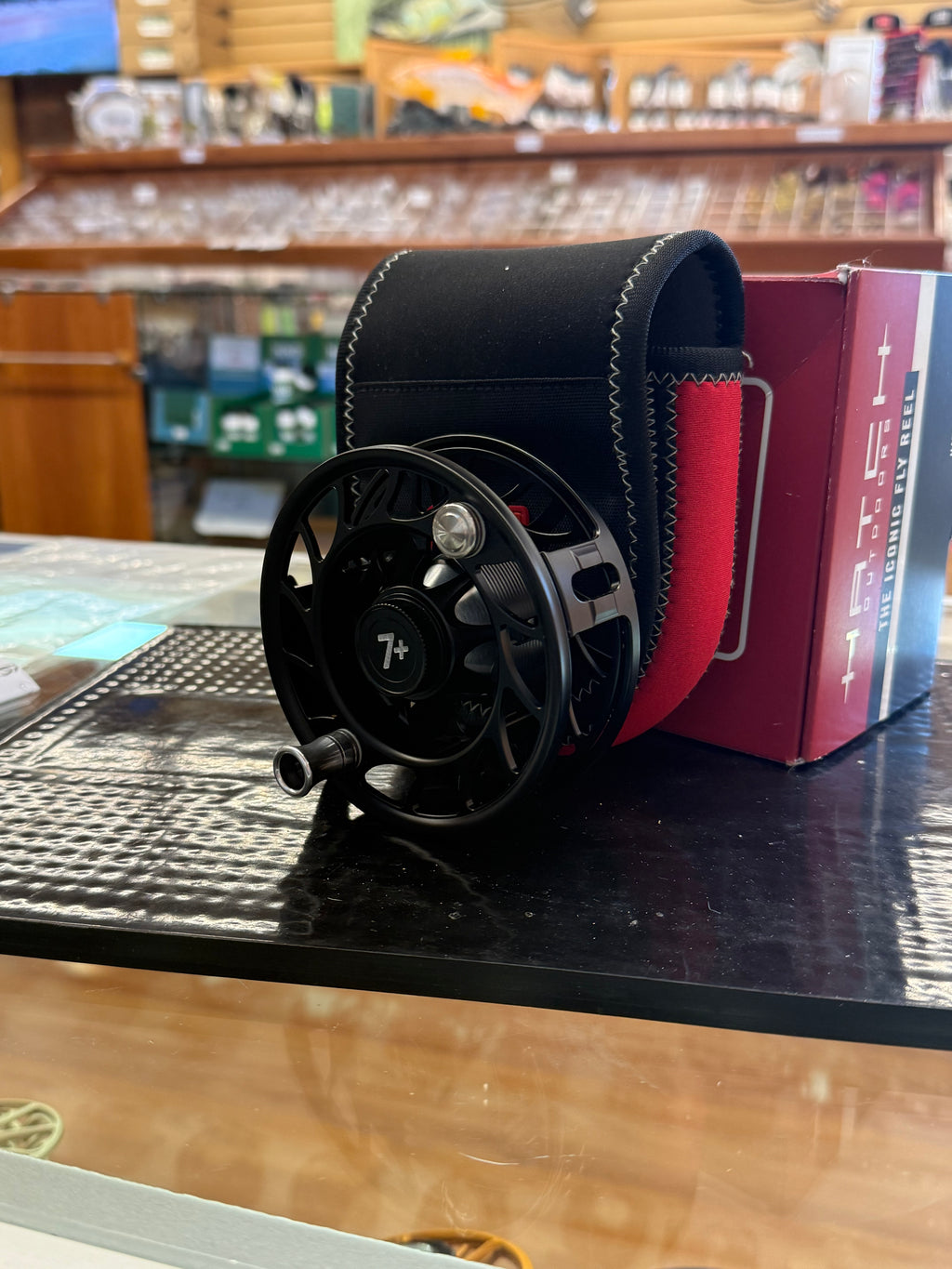 Hatch Iconic 7+ large arbor Trade in !MINT CONDITION! 15% OFF