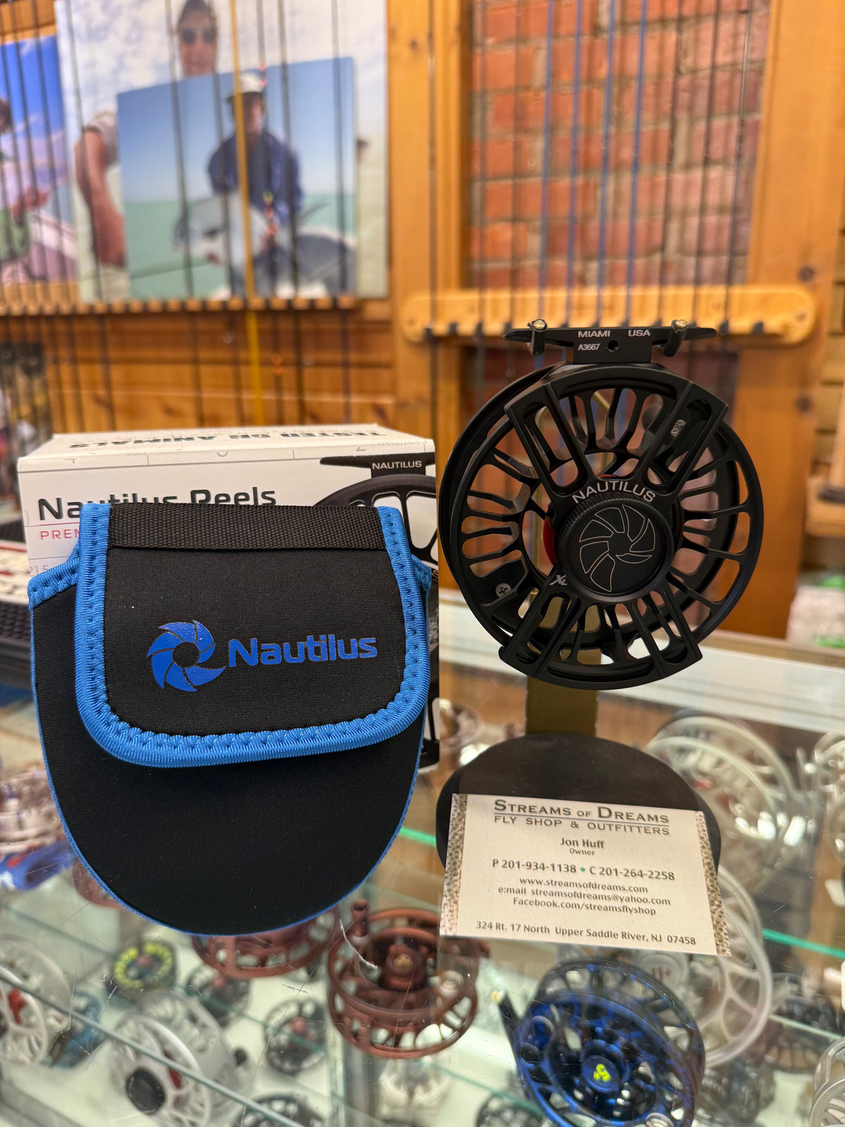 🔥Nautilus XL Max Black trade-in MINT CONDITION 20% OFF