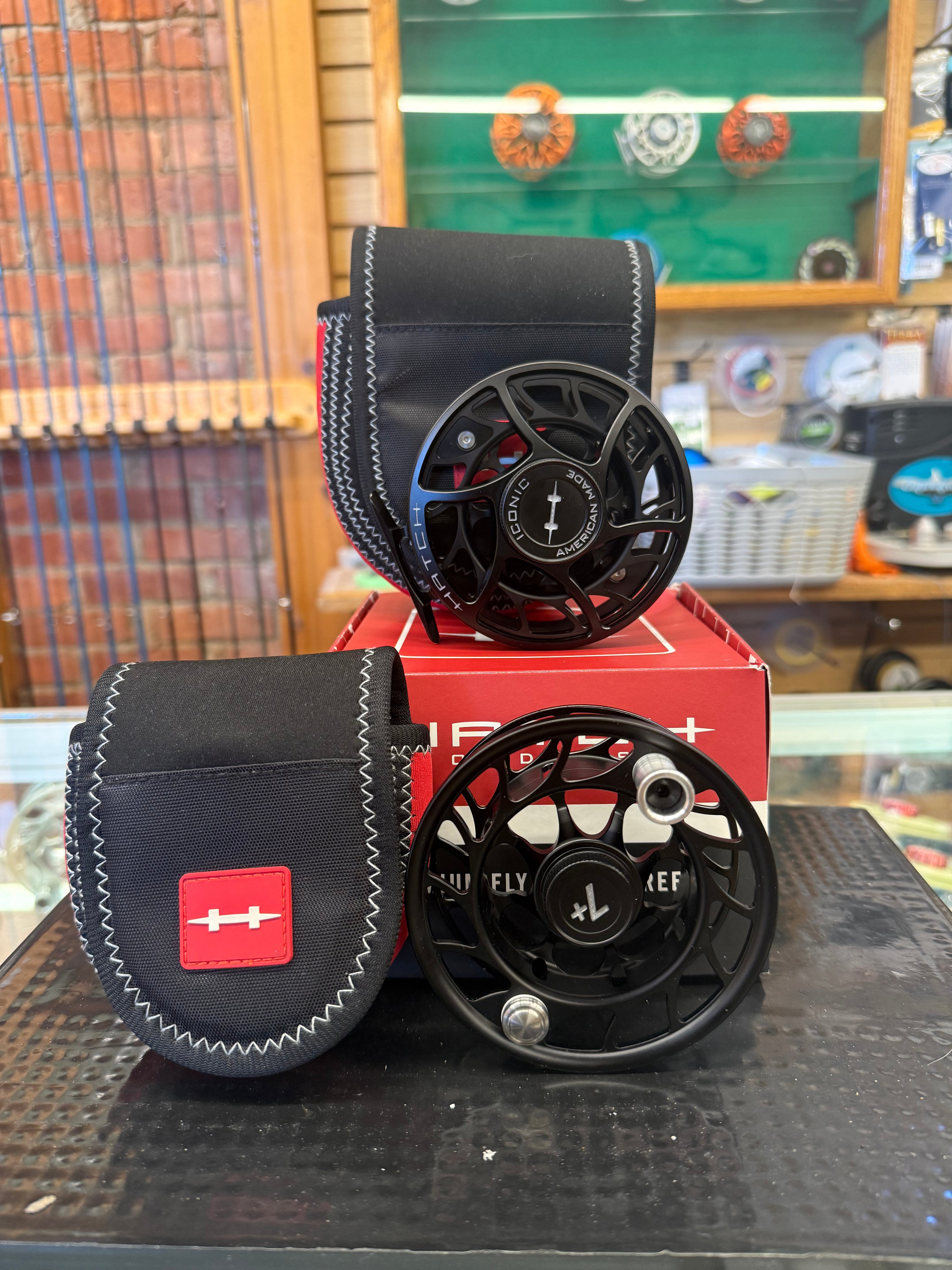 Hatch Iconic 7+ large arbor W/ Spare Spool Trade in !MINT CONDITION! 15% OFF