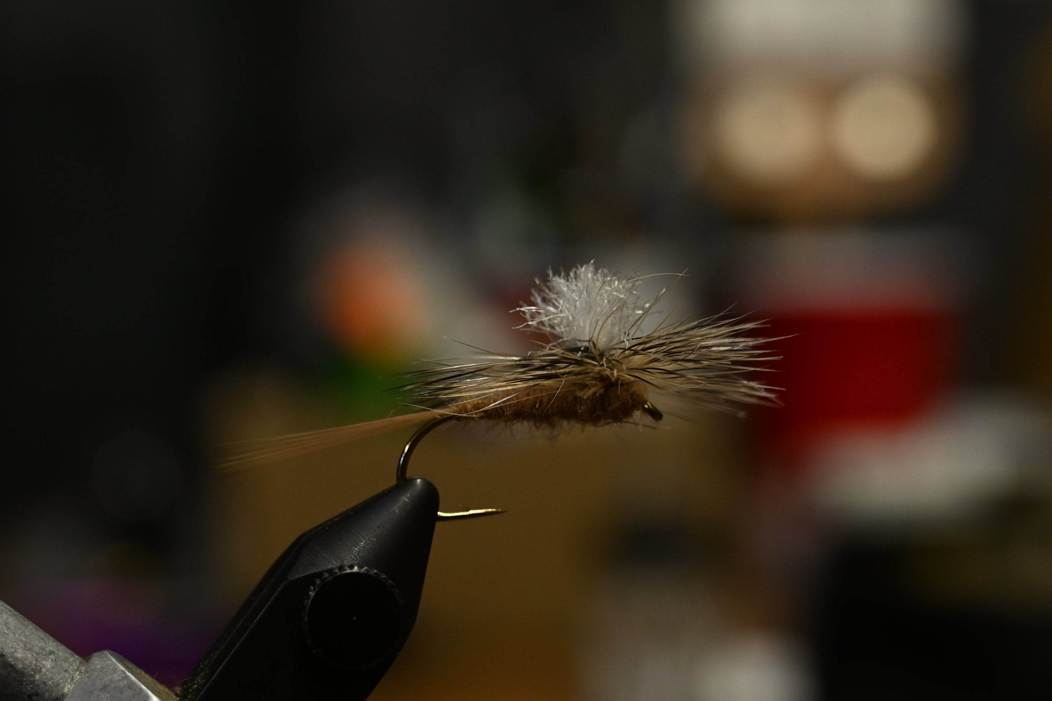 March Brown Parachute Dry Fly - Staff Tied