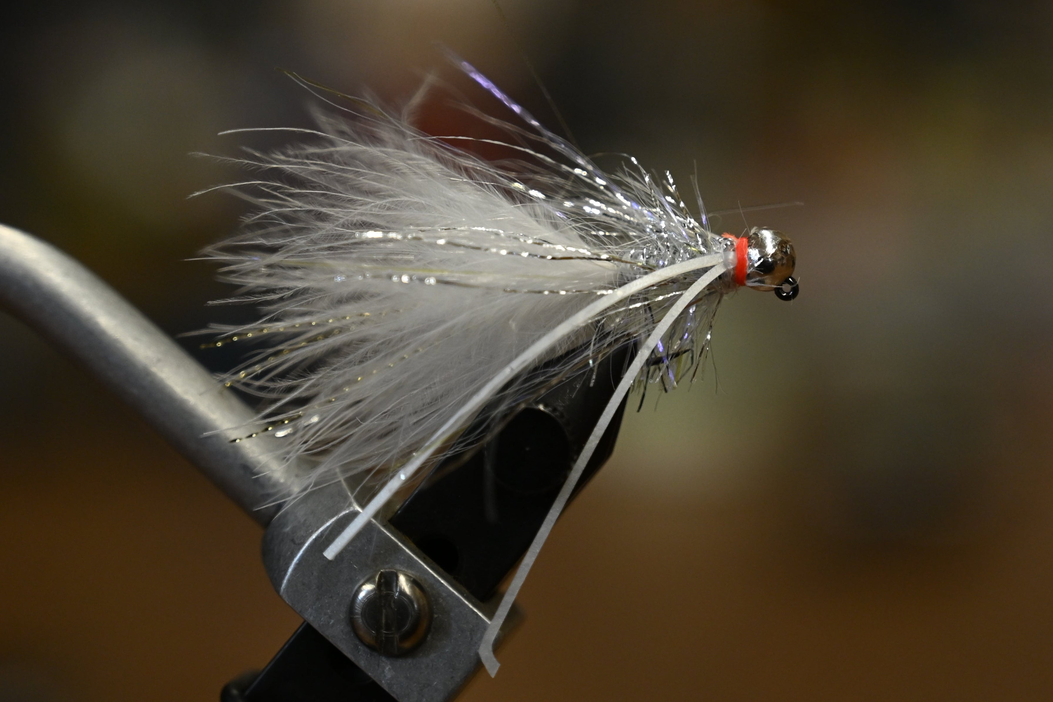 Jiggy Bugger Silver Hot Spot sz 6- Staff Tied