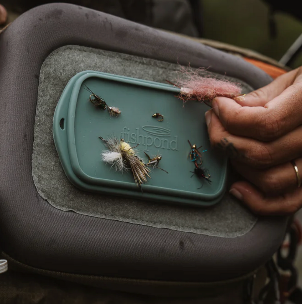 Fishpond Tacky Grande Fly Dock
