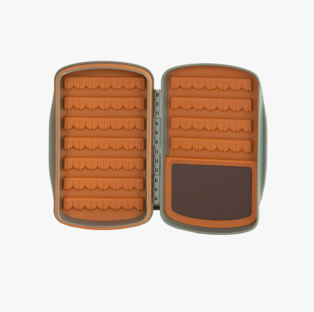 Fishpond Tacky Pescador MagPad - Small