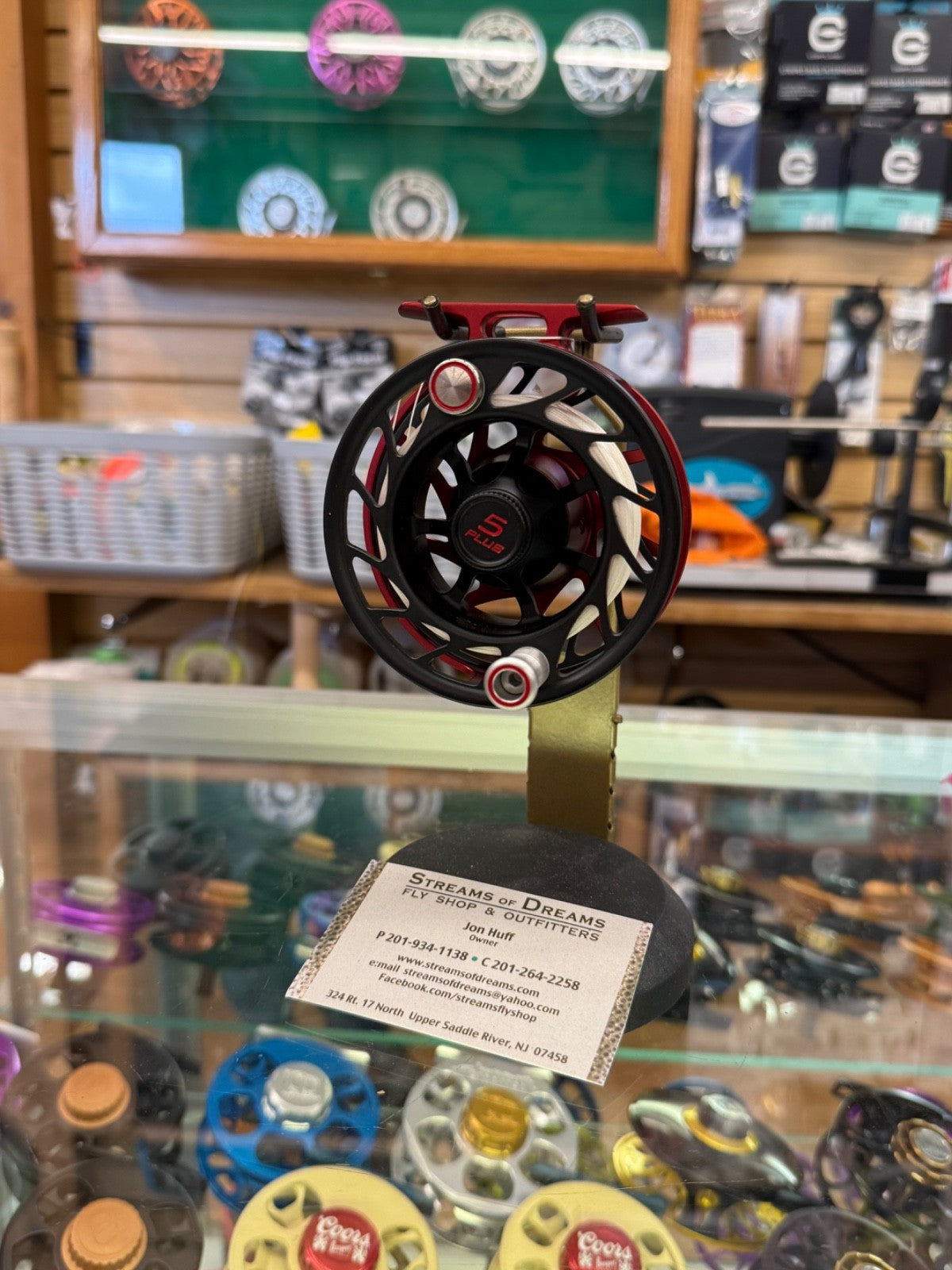Hatch Fanatic 5+ Red/Black edition Fly reel !MINT CONDITION!